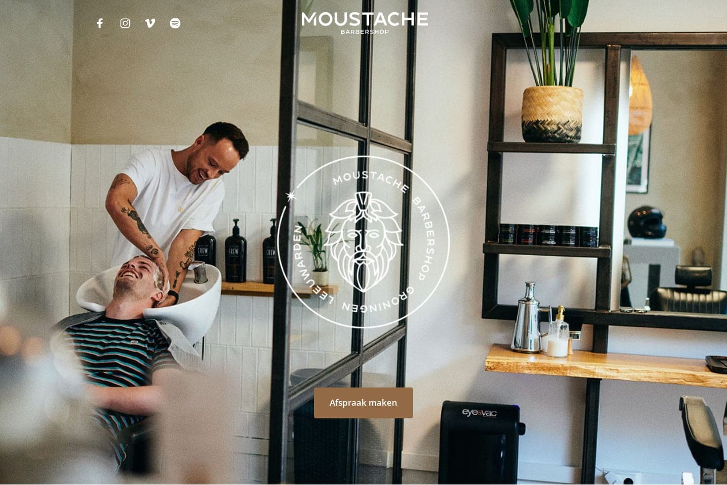 Screenshot van Moustache Barbershop, gebouwd door Invoker